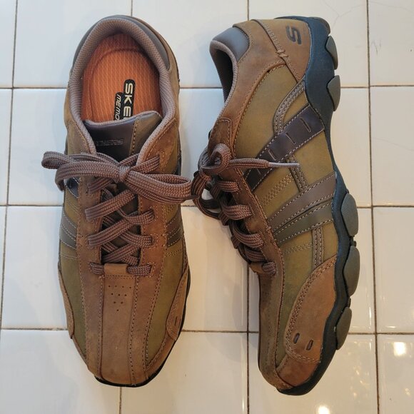 Skechers Memory Foam Sneakers Brown Leather 9 DIAMETER Vassell 62607 - Picture 1 of 8